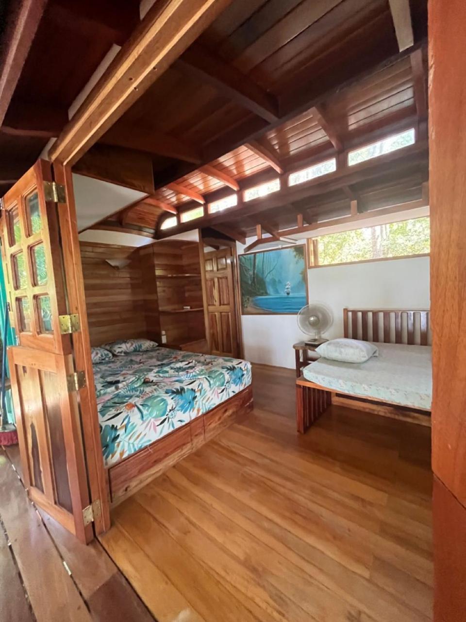 Gypsy Wagons Hotel Pavones  Kültér fotó