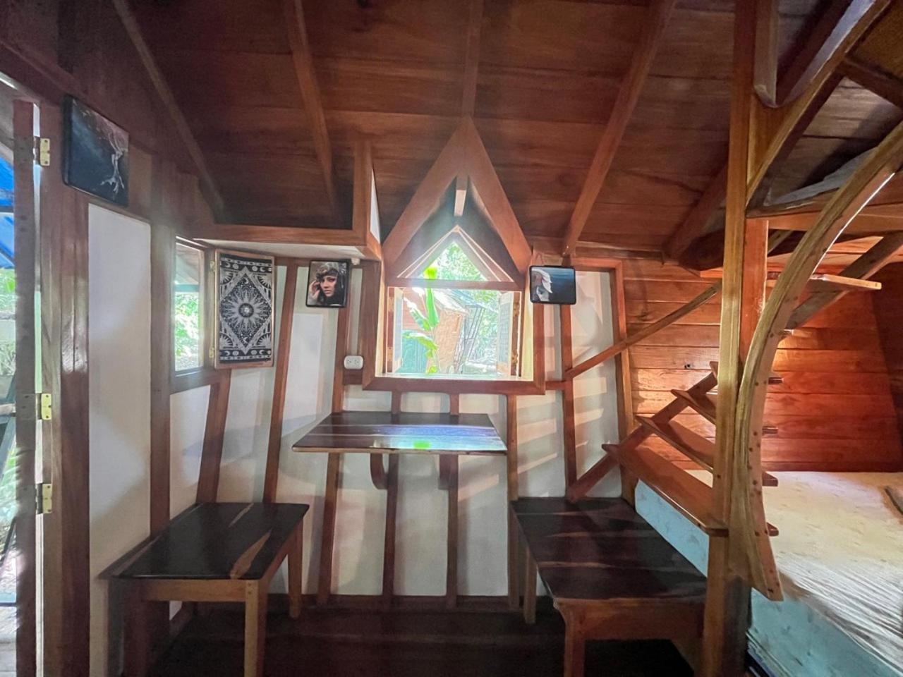 Gypsy Wagons Hotel Pavones  Kültér fotó